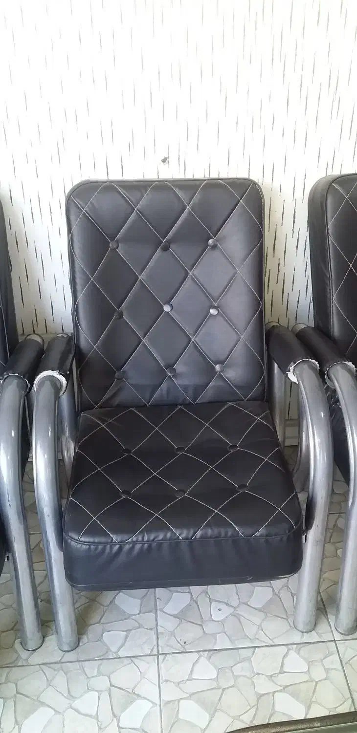 صندلی انتظار..میز کار.‌‌.گاوصندق|فروشگاه و مغازه|تهران, مسعودیه|دیوار