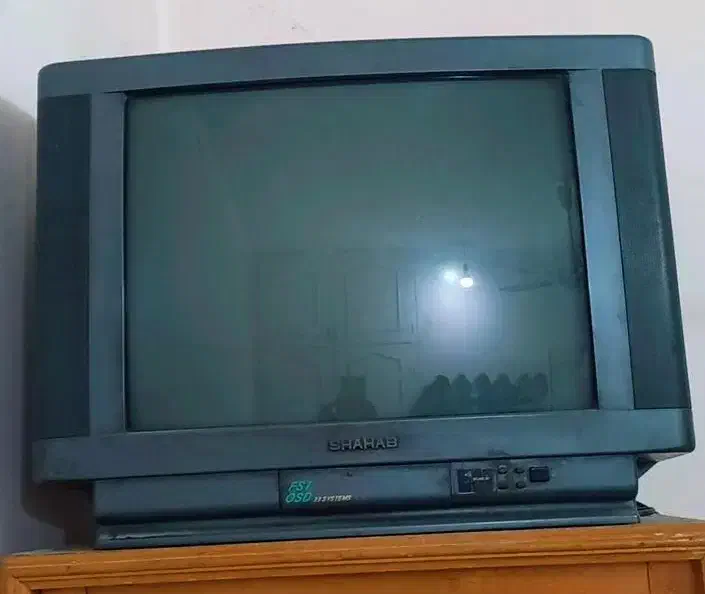 تلویزیون شهاب در حد نو همراه با دوعدد کنترل|تلویزیون و پروژکتور|شوشتر, |دیوار