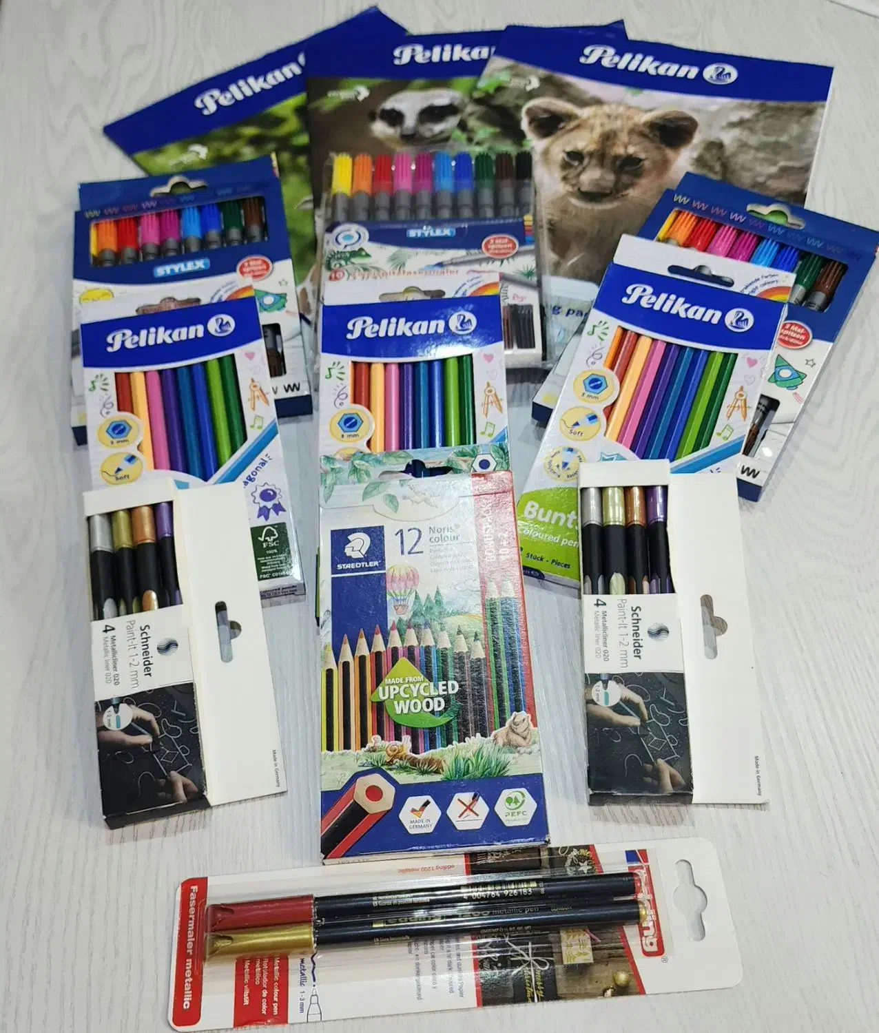 لوازم تحریر|لوازم التحریر|شاهینشهر, فردوسی|دیوار