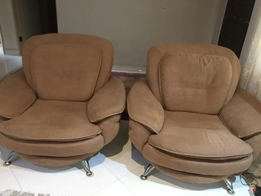 مبل ۷ نفره|مبلمان خانگی و میز عسلی|رشت, جهاد|دیوار