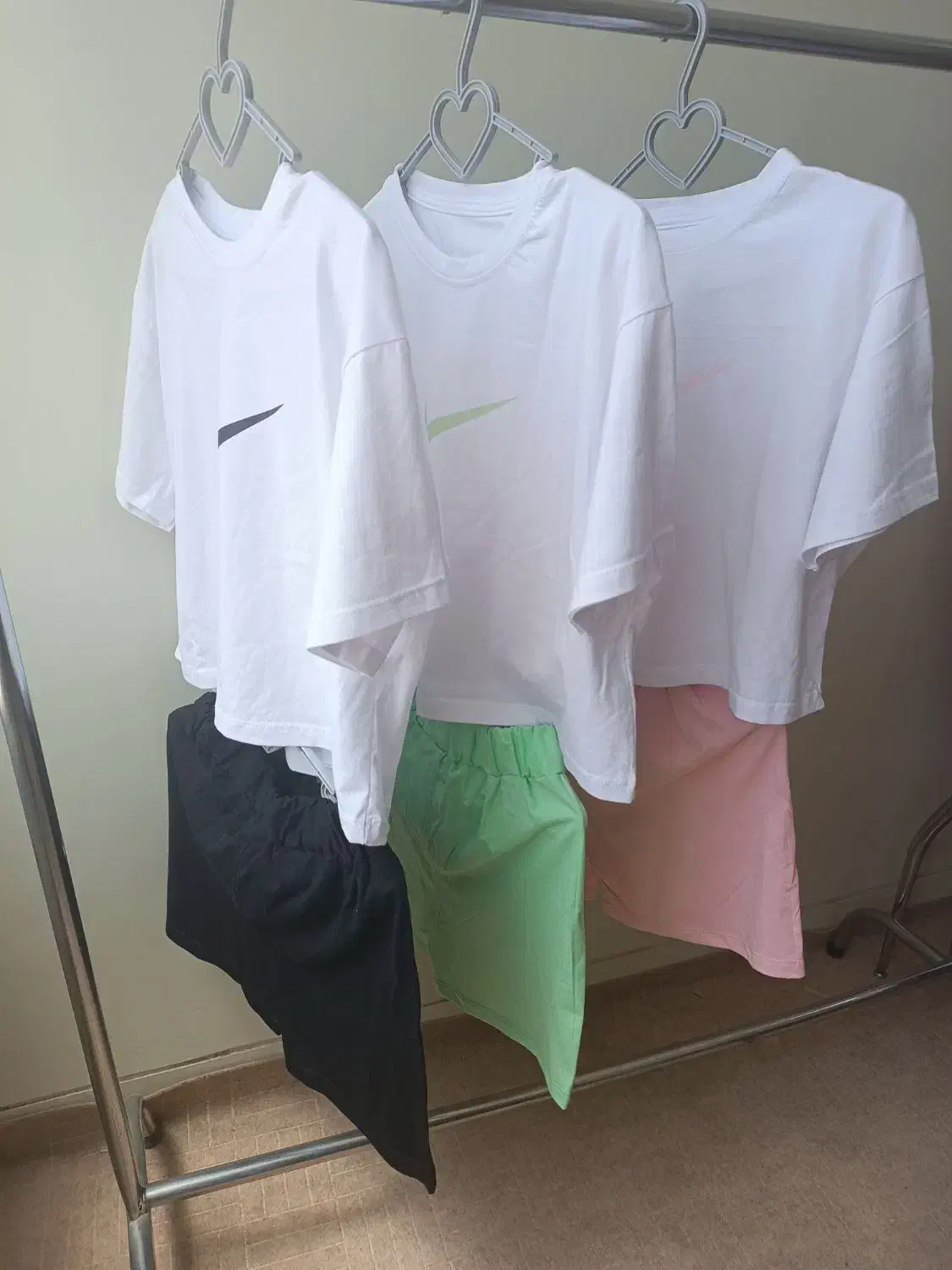 ست ورزشی زنانه|لباس|اصفهان, مارچین|دیوار