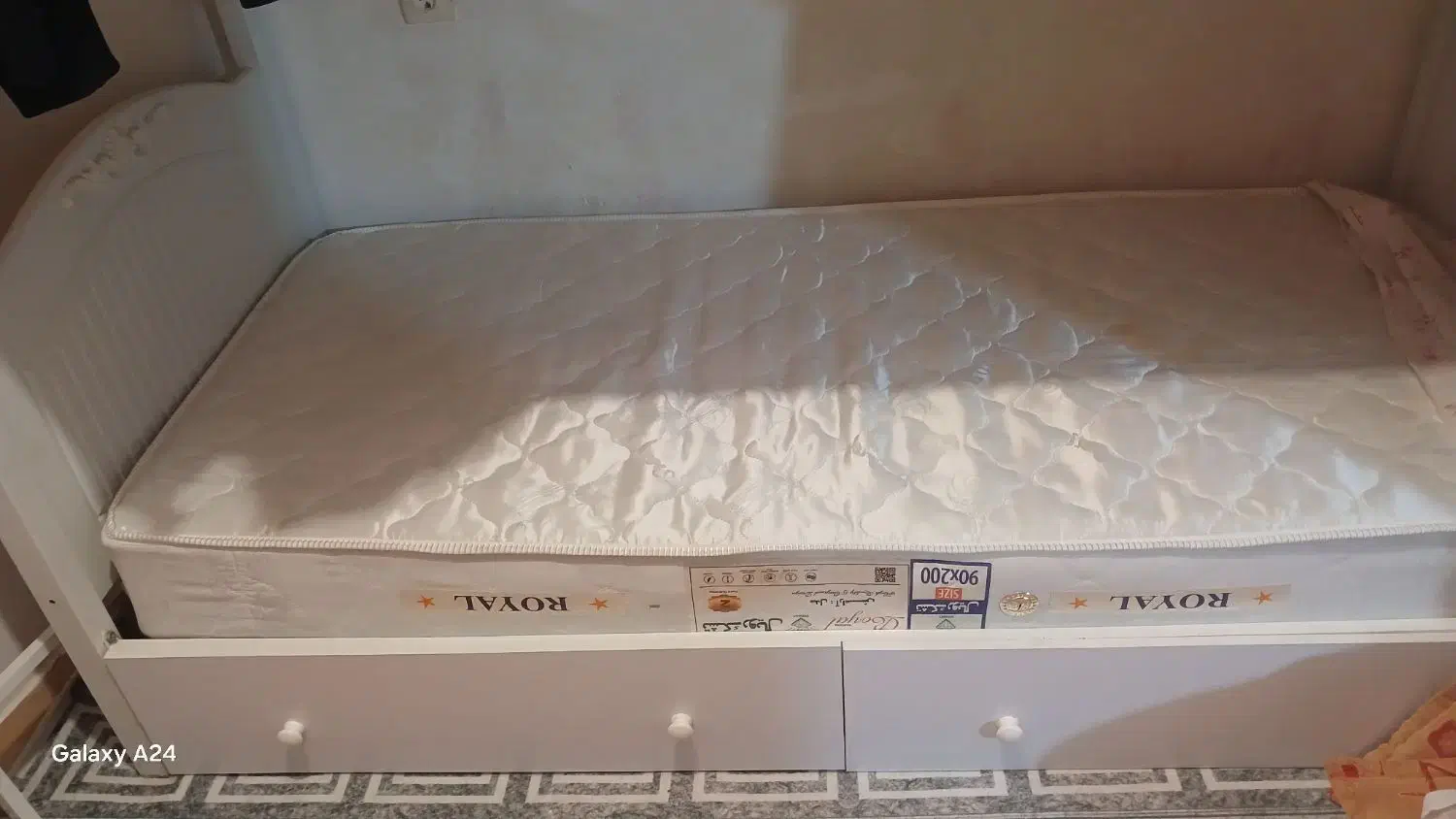 تخت خواب دو طبقه با تشک نو نو|تخت و سرویس خواب|کرمانشاه, |دیوار