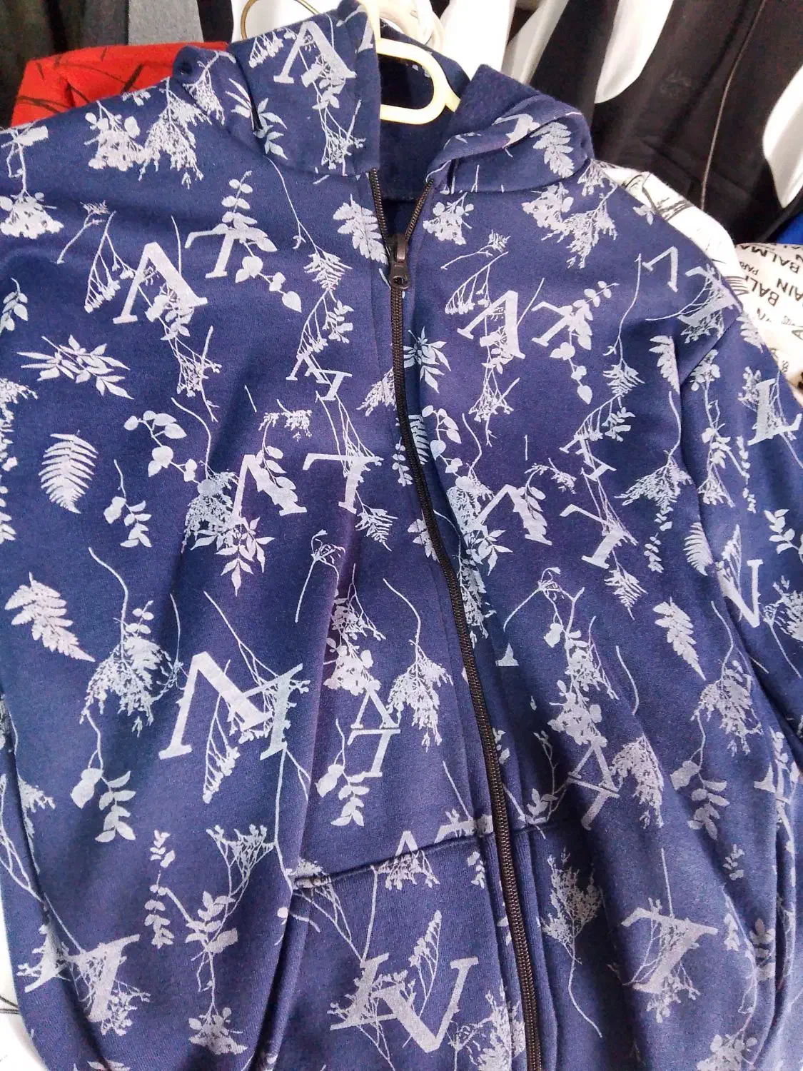 پوشاک|لباس|شیروان (خراسان), |دیوار