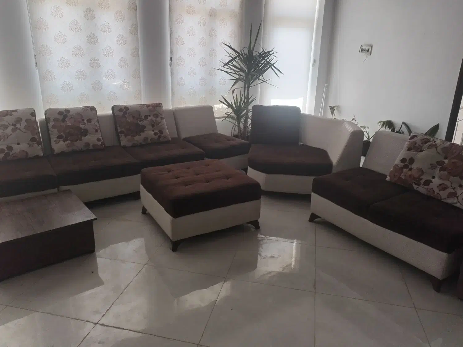 دو دست مبل ال|مبلمان خانگی و میز عسلی|شهرضا, |دیوار