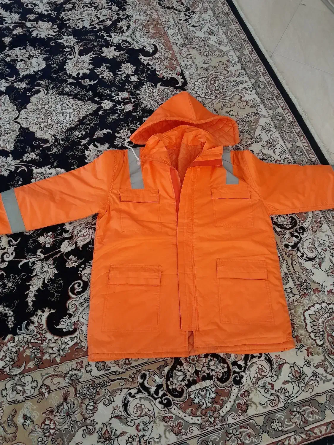 کاپشن شب نما|لباس|ملایر, |دیوار