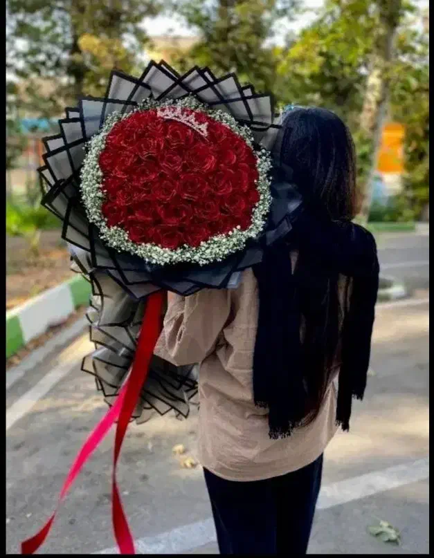 گل ارا|گل مصنوعی|ورامین, شهرک مدرس|دیوار