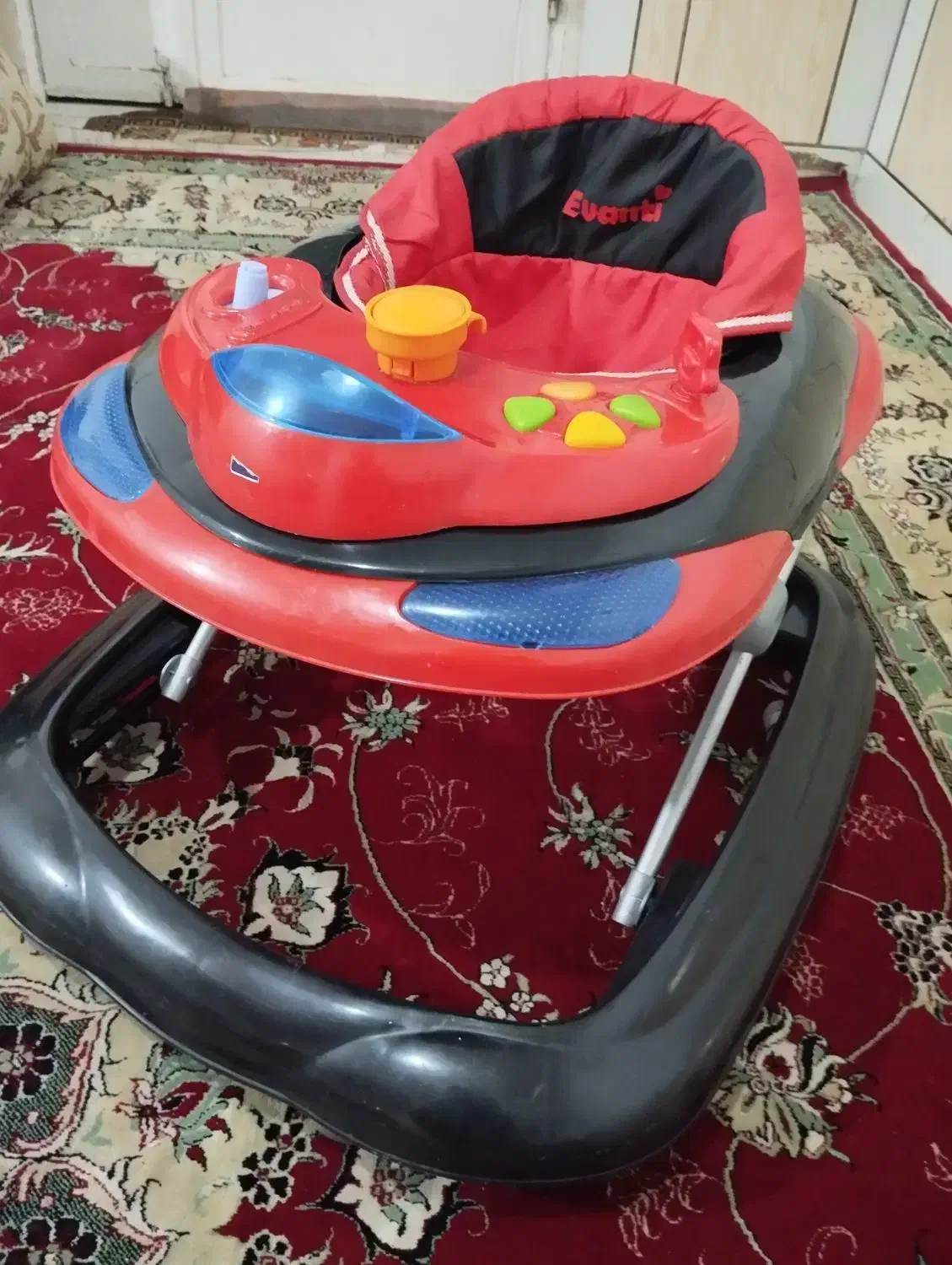 روروک بچه|اسباب و اثاث بچه|شیراز, رکن‌آباد|دیوار