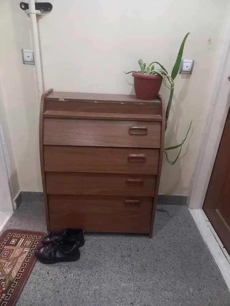 جاکفشی|جاکفشی، کمد، دراور|تبریز, |دیوار