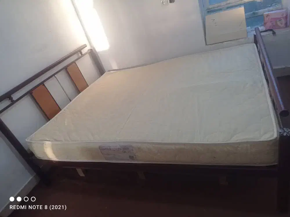 تخت خواب با تشک ورو تختی نو|تخت و سرویس خواب|یاسوج, |دیوار