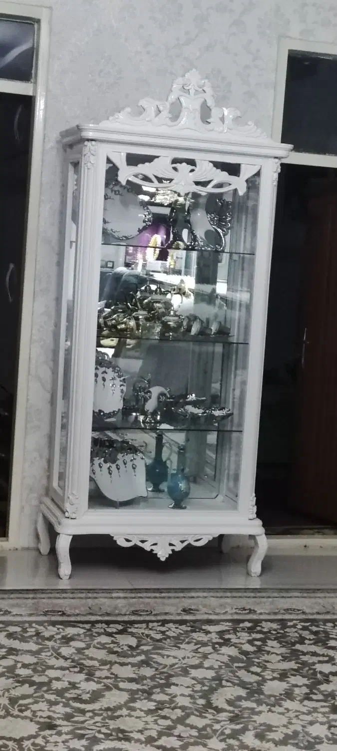 میز ناهار خوری چهار نفره چوب گردو|میز و صندلی غذاخوری|تربت‌حیدریه, چهارراه خواف|دیوار