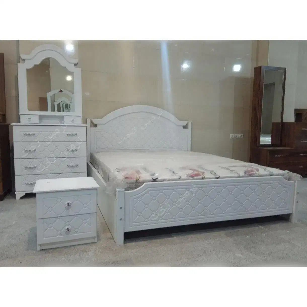 تخت خواب دلوین * افزودن کشو|مبلمان اداری|کرج, ساسانی (قلمستان)|دیوار