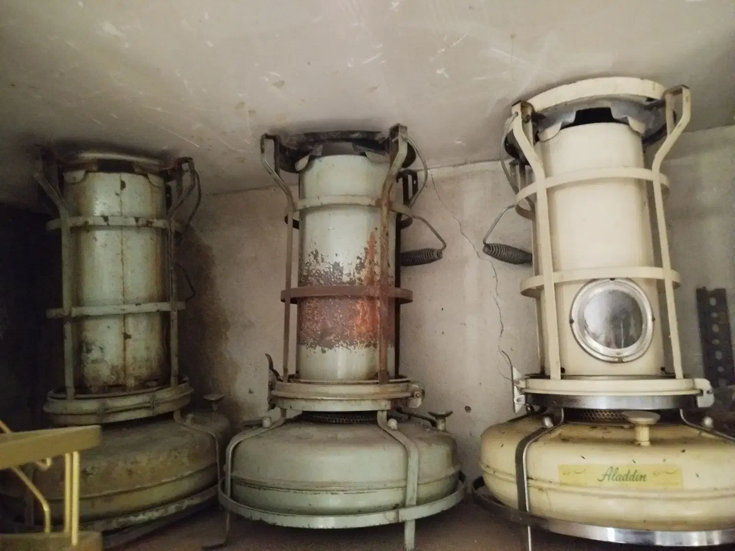 علاالدین کارکرده|بخاری، هیتر، شومینه|تهران, دبستان|دیوار