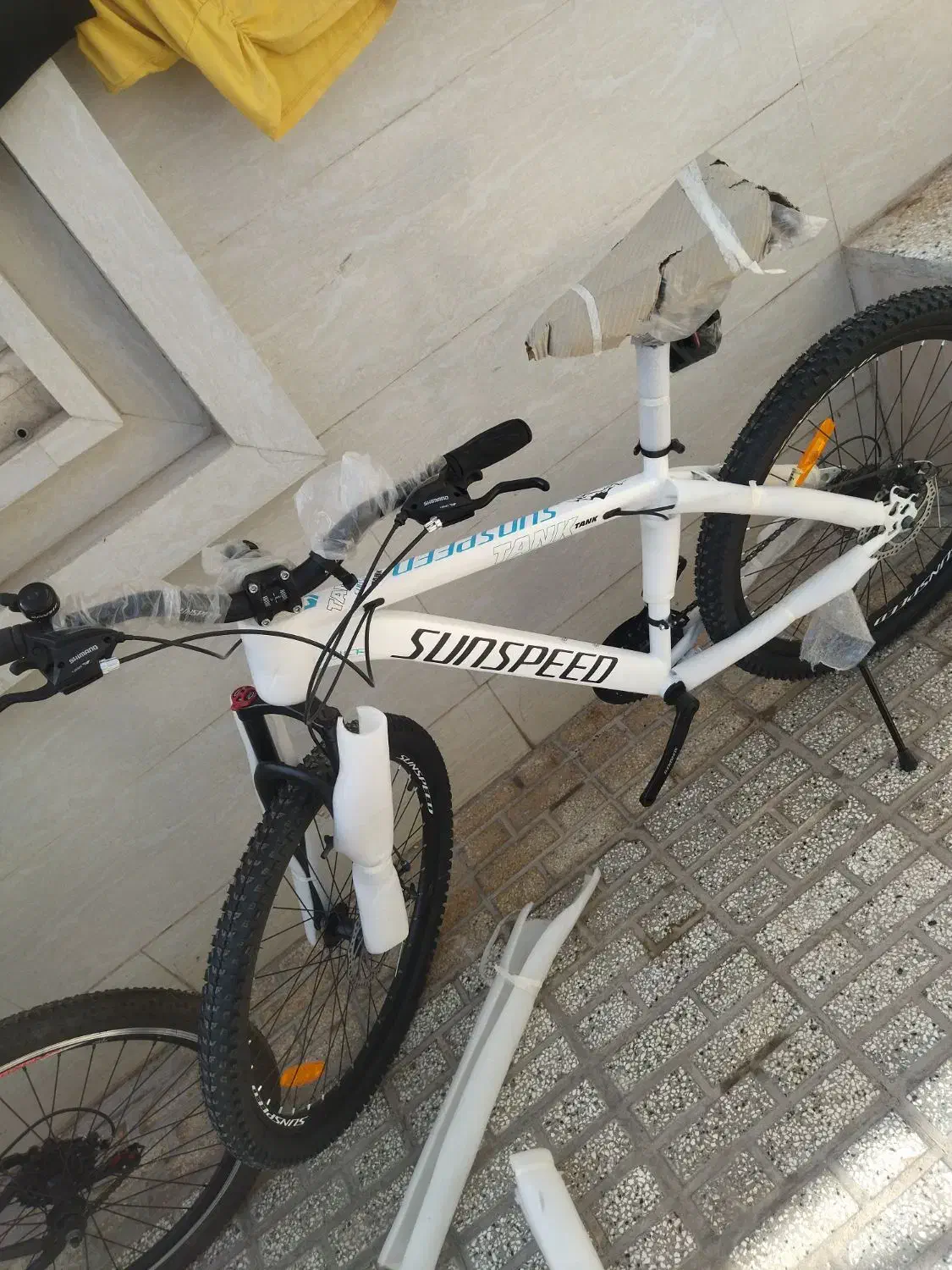 دوچرخه  ۲۴ و ۲۶|دوچرخه، اسکیت، اسکوتر|تربت‌حیدریه, منظر|دیوار