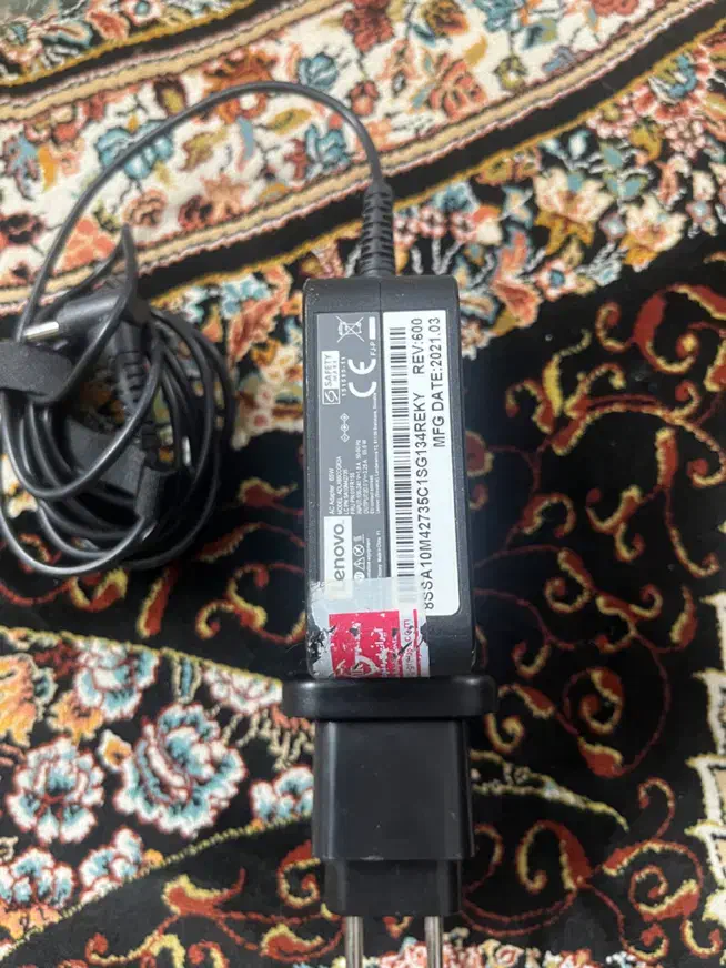 شارژر لپتاپ لنوو|قطعات و لوازم جانبی رایانه|پرند, فاز ۴|دیوار