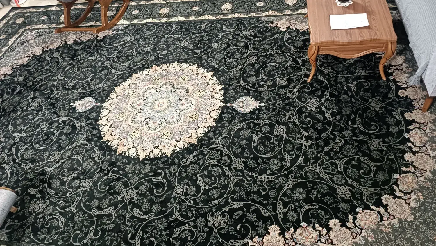 فرش ۲۴ متری|فرش|مشهد, الهیه|دیوار