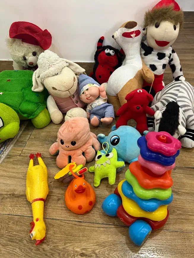 یه تعداد عروسک بچگانه ب فروش میرسدکاملاسالم|اسباببازی|لنگرود, |دیوار