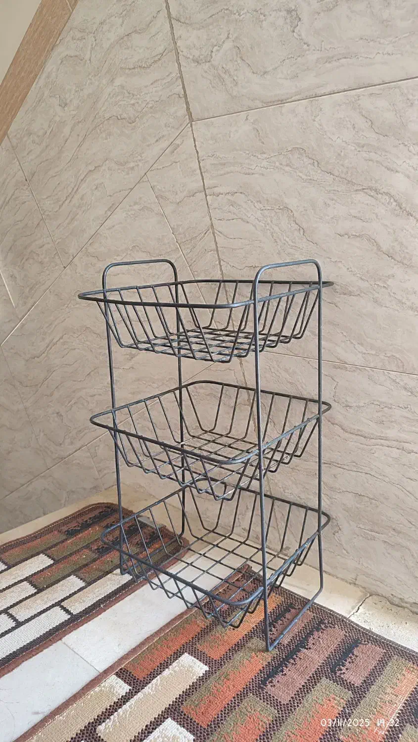 جاسیب زمینی پیاز و سینی استیل|آبچکان و نظمدهنده ظروف|بهارستان, |دیوار