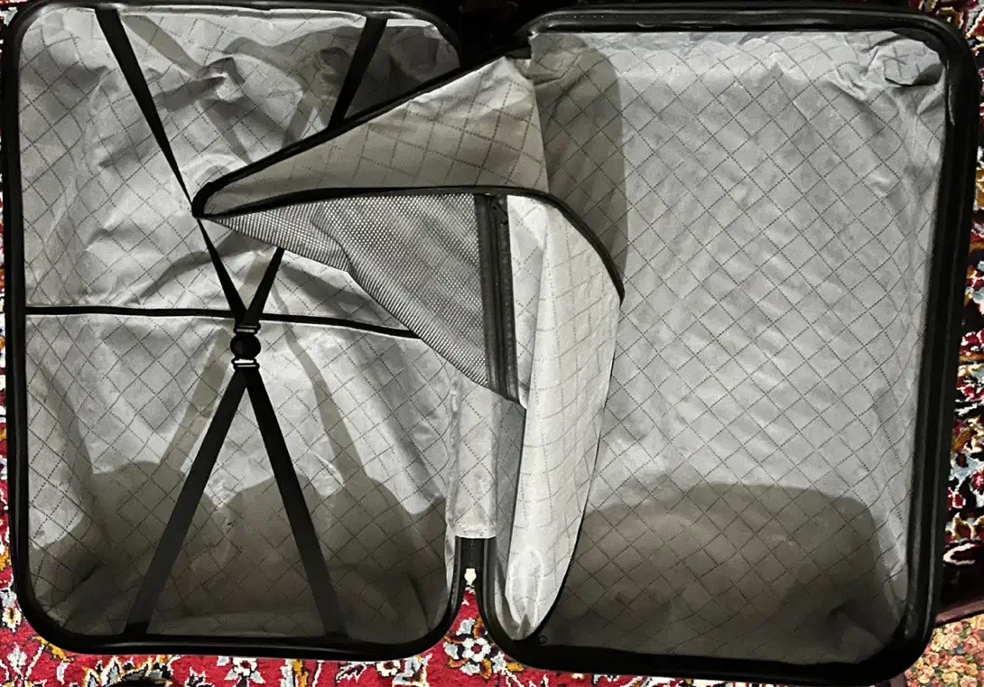 چمدان تمیز سایز بزرگ|کیف، کفش، کمربند|بندر ماهشهر, |دیوار