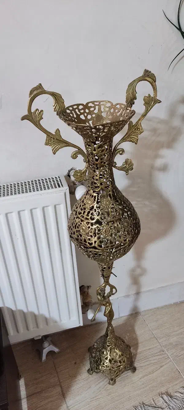 گلدان برنز|صنایع دستی و سایر لوازم تزئینی|محمدشهر, محمدشهر|دیوار