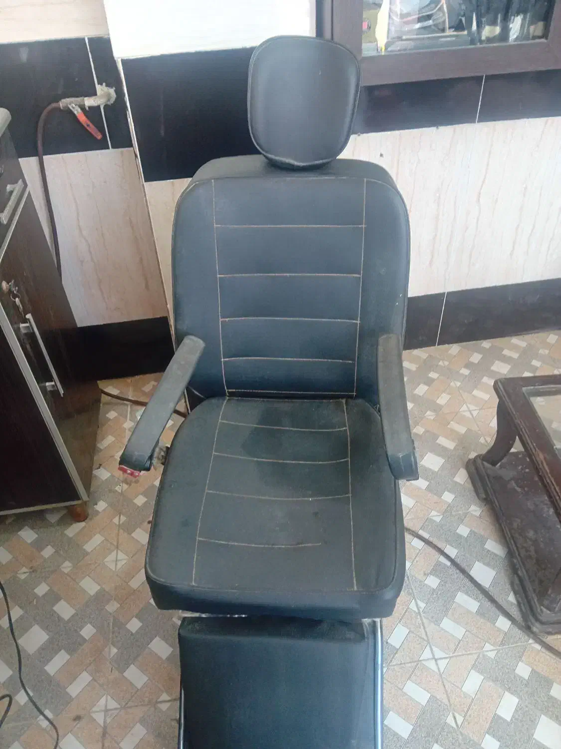 صندلی ارایشگاه متحرک|آرایشگاه و سالنهای زیبایی|گرگان, |دیوار