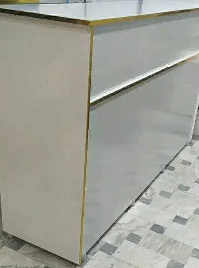 پیشخوان مناسب برای بوتیک و فروشگاه|فروشگاه و مغازه|بندر انزلی, سپه|دیوار