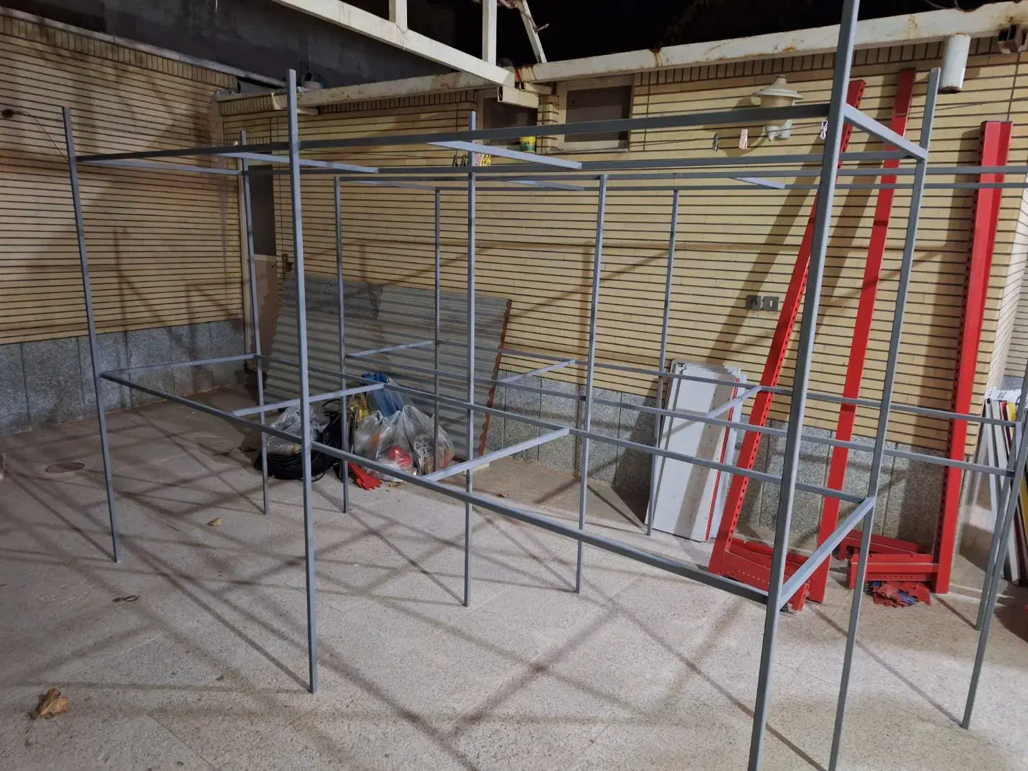 قفسه آهنی درجه یک|کتابخانه، شلف، قفسههای دیواری|دهاقان, |دیوار