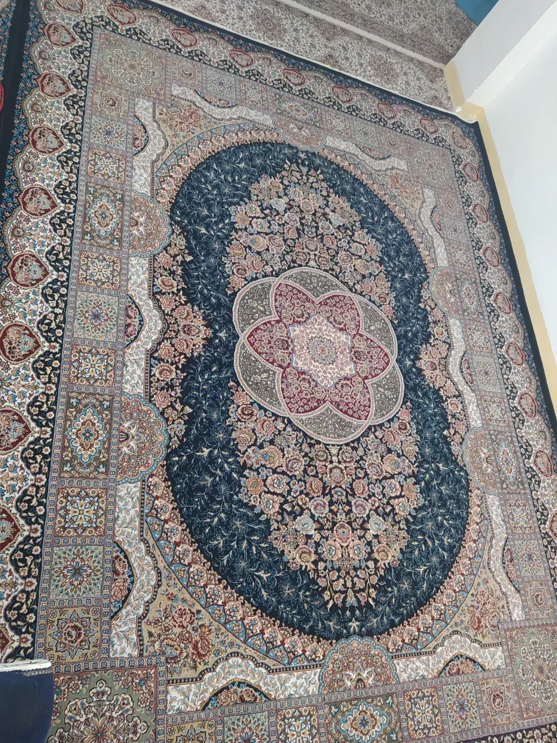 فرش۱۲متری|فرش|سرپل ذهاب, |دیوار