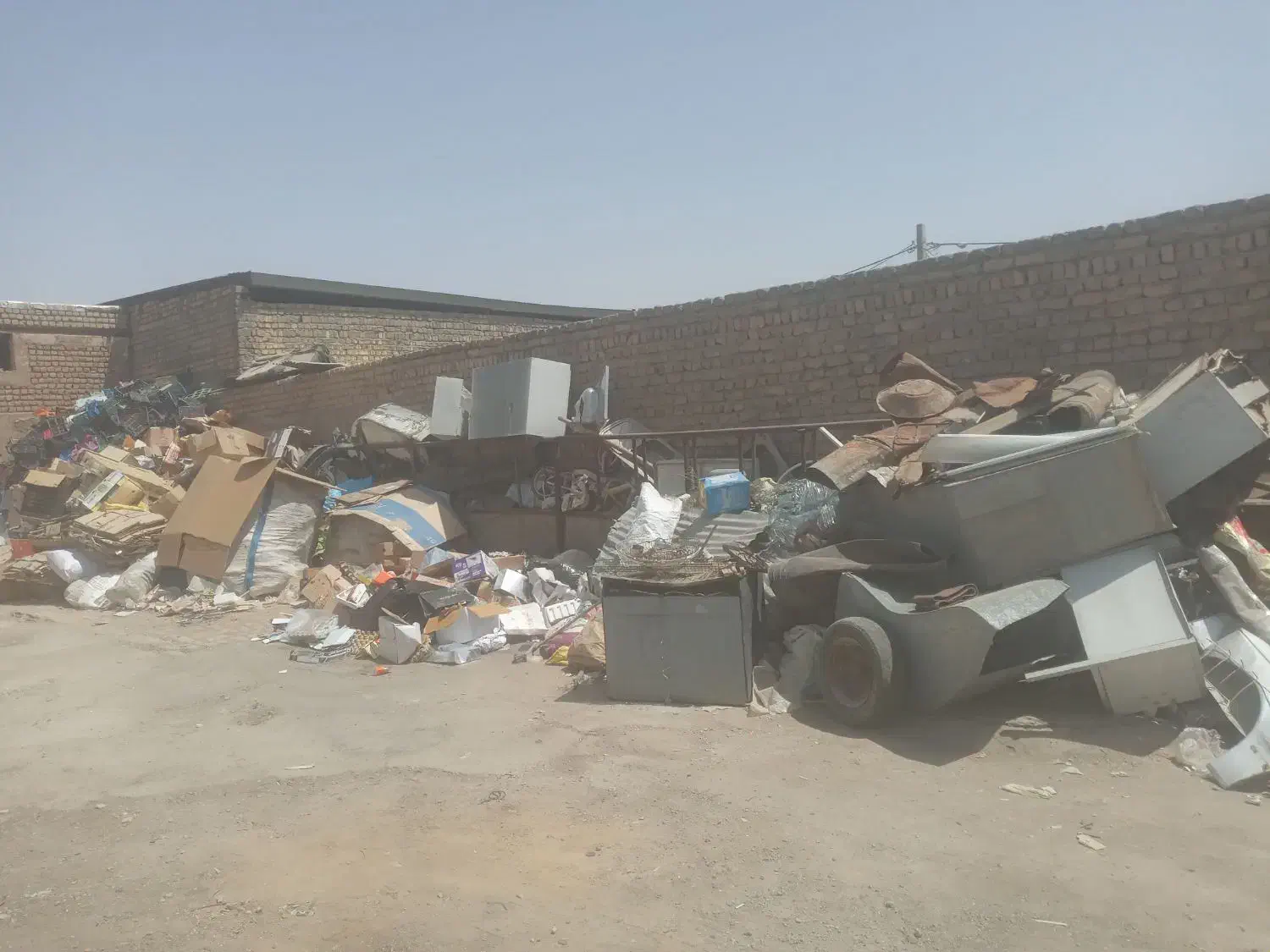 ضایعات شمارا به بالاترین قیمت روز خریداریم|خدمات پیشه و مهارت|قم, قلعه صدری|دیوار