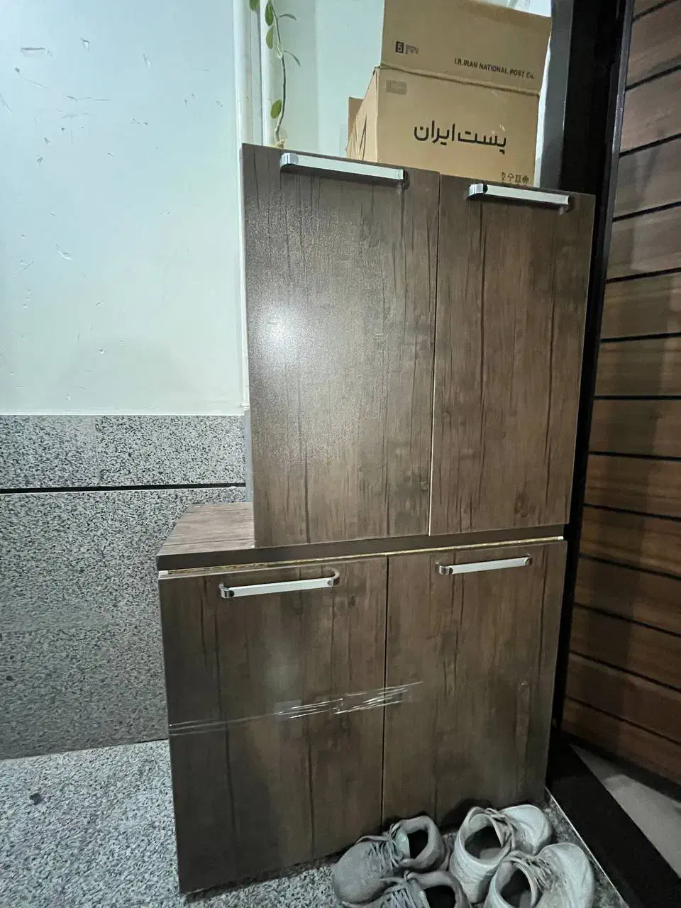 دو طبقه جاکفشی و کابینت چوبی ۱،۸۰۰|جاکفشی، کمد، دراور|سنندج, |دیوار