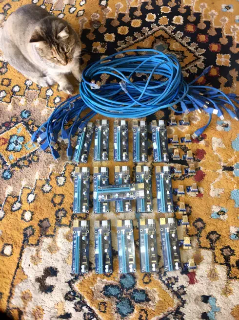 مقداری لوازم ماینینگ|قطعات و لوازم جانبی رایانه|تهران, یافت آباد جنوبی|دیوار