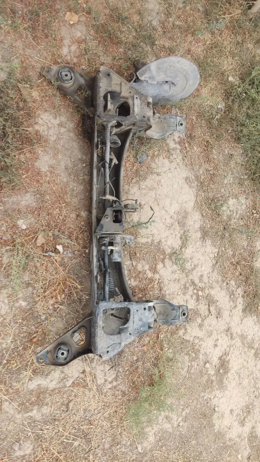 قطعات زانتیا استوک ماندە تە انبار بە صورت یکجا|قطعات یدکی و لوازم جانبی|مهاباد (آذربایجان غربی), |دیوار