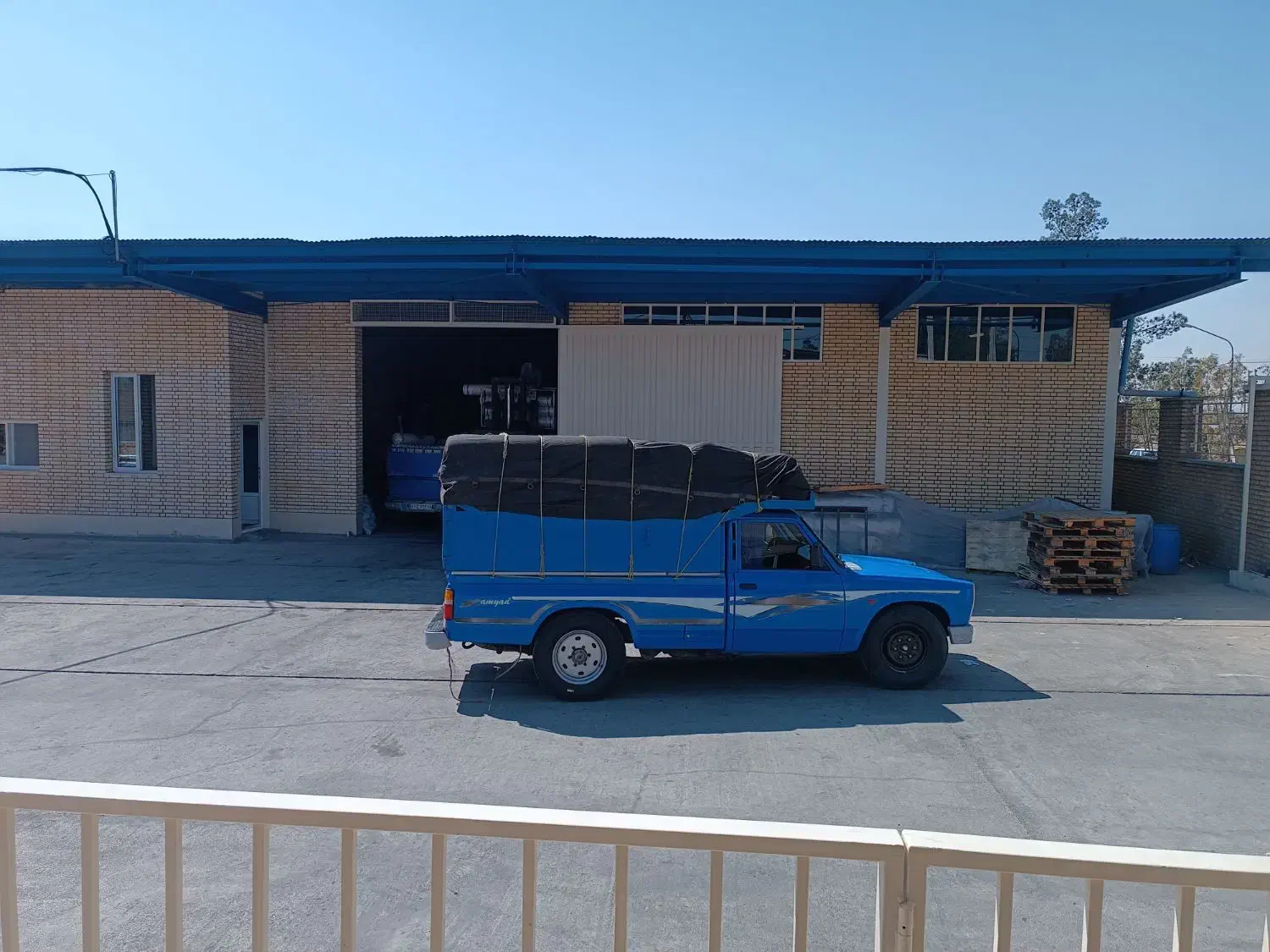 وانت نیسان 1401|خودرو سواری و وانت|سمنان, |دیوار