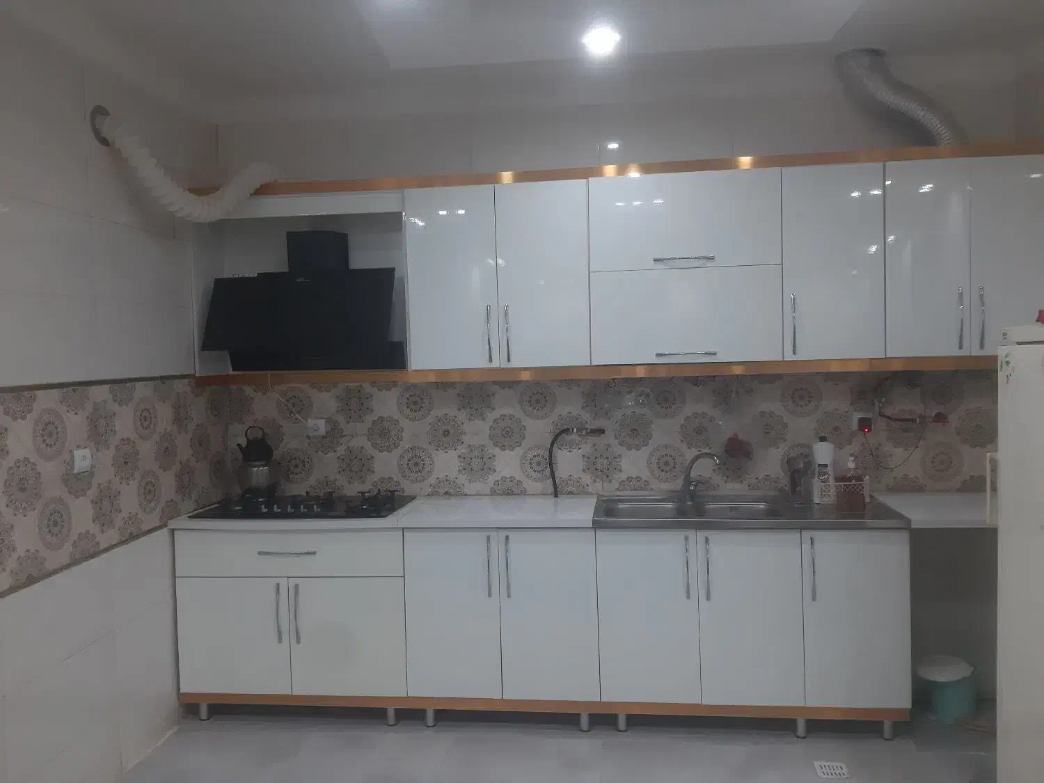 اجاره.روزانه.هفتگی.ماهانه.دربست سویت و منزل مبله|اجارهٔ کوتاه‌مدت آپارتمان و سوئیت|ایلام, |دیوار