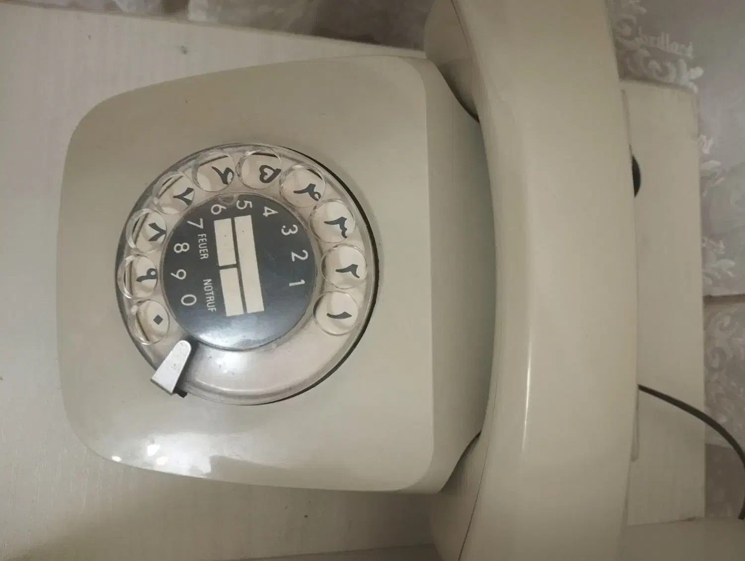 تلفن  کارکرده تمیز|تلفن رومیزی|تبریز, |دیوار