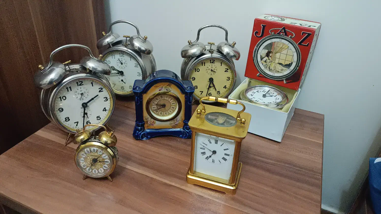 ساعت های کلکسیونی قدیمی|کلکسیون اشیاء عتیقه|تهران, چوب تراش|دیوار