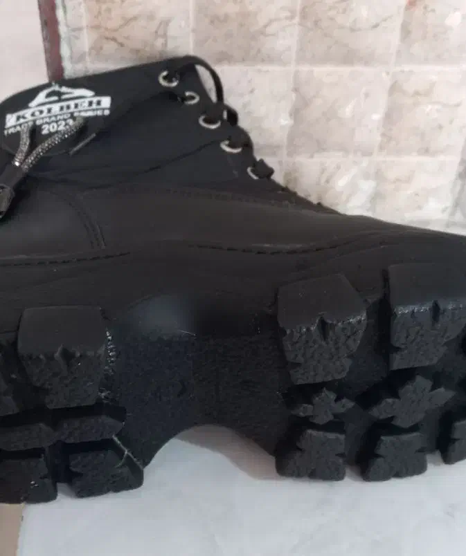 نیم بوت نو|کیف، کفش، کمربند|زنجان, |دیوار