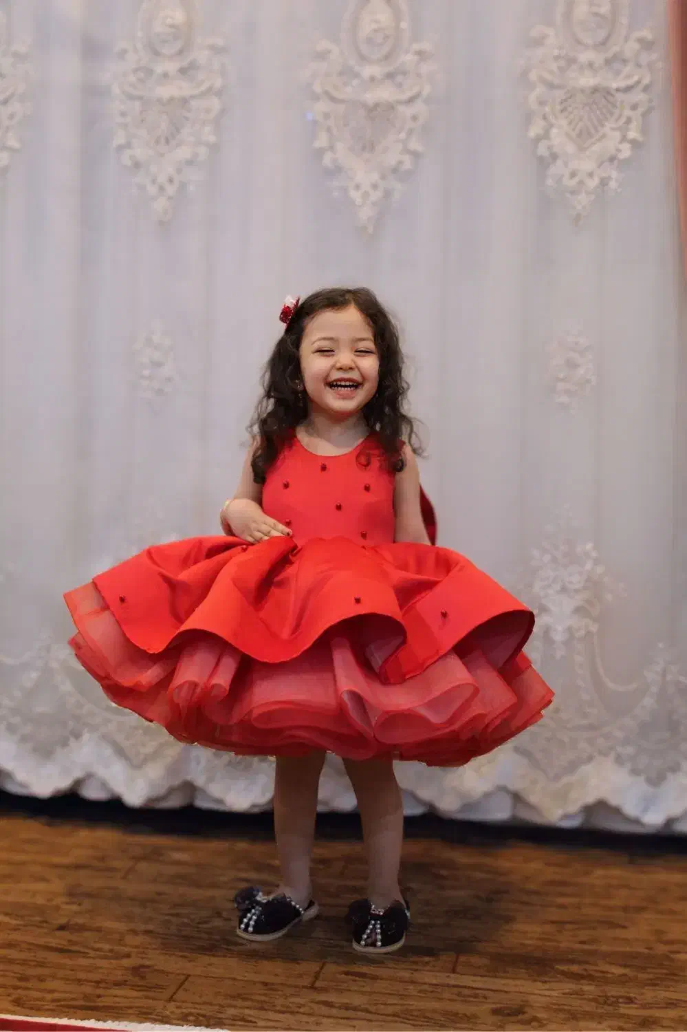 لباس مجلسی|لباس|ملکان, |دیوار