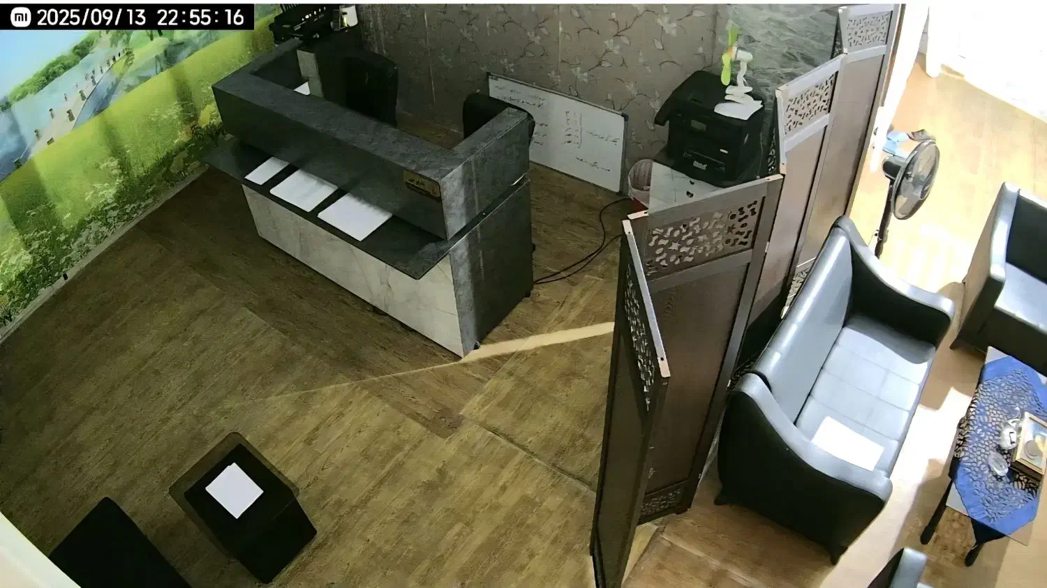 استخدام منشی خانم جهت پاسخگویی به تلفن و اموردفتری|استخدام اداری و مدیریت|تهران, امام حسین|دیوار