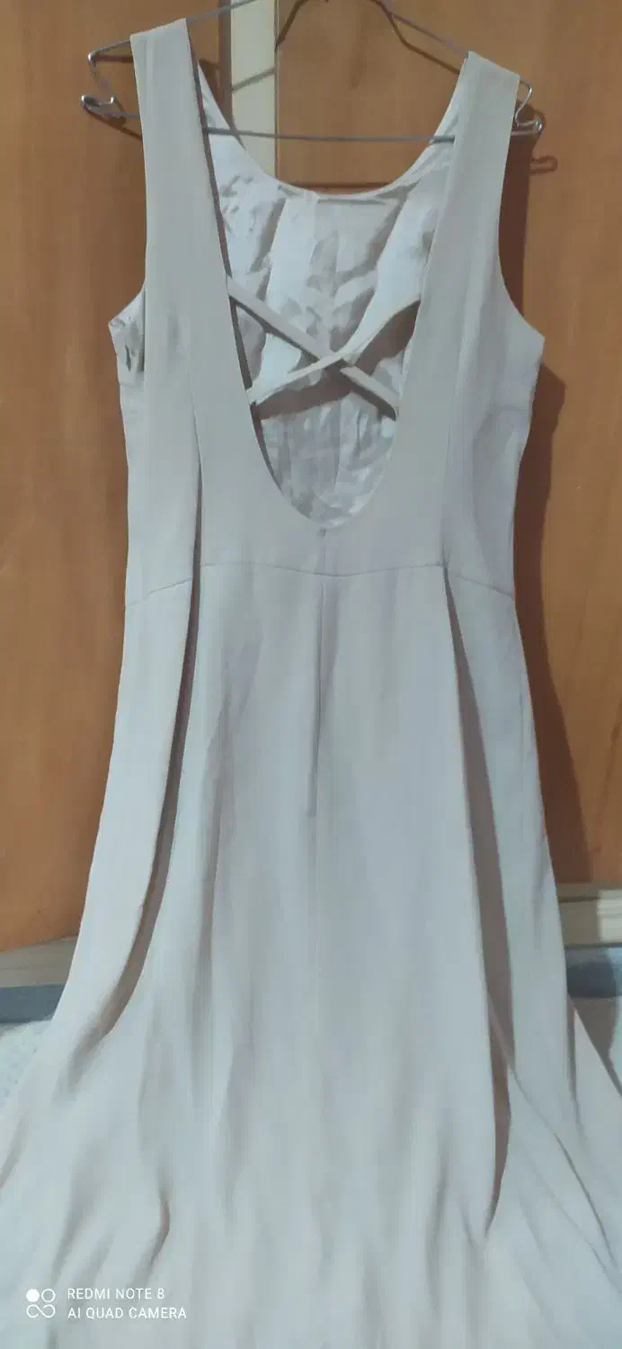 پیراهن|لباس|همدان, |دیوار