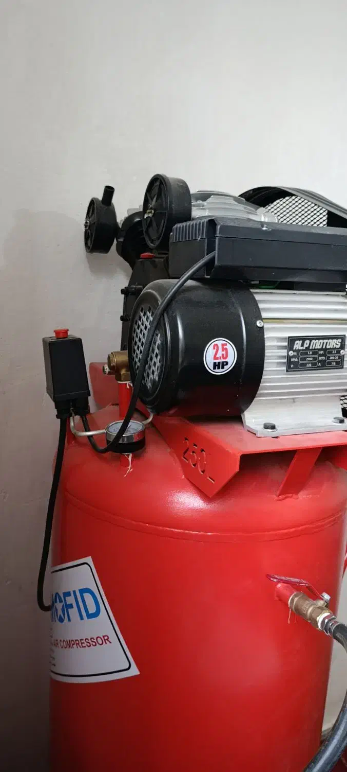 پمپ بادمفید۲۵۰لیتری|ابزارآلات|دره شهر, |دیوار