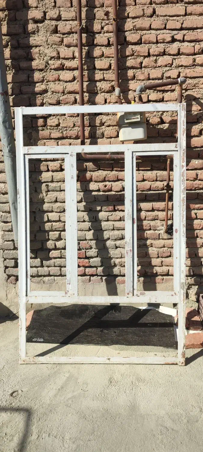 درب *پنجره|مصالح و تجهیزات ساختمان|نقده, |دیوار