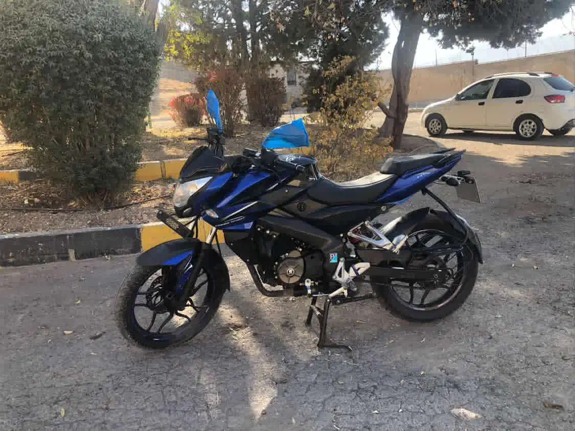 موتور سیکلت|موتورسیکلت|آبسرد, |دیوار