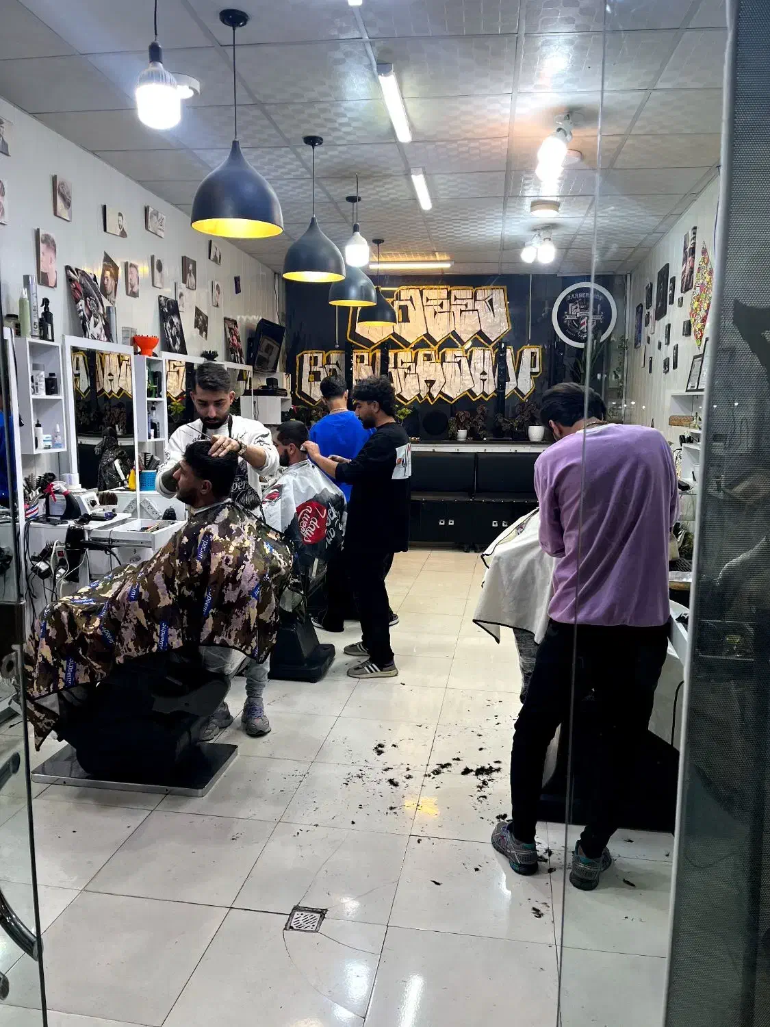 ارایشگر ماهر|استخدام درمانی، زیبایی، بهداشتی|صدرا-فارس, فاز ۱|دیوار