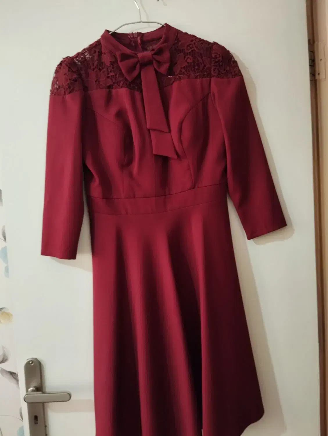 لباس مجلسی|لباس|اراک, |دیوار