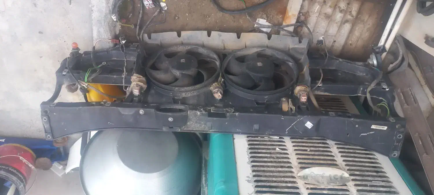 سینی فن کامل .اسکلت صندلی.درب پارس|قطعات یدکی و لوازم جانبی|کرمانشاه, |دیوار