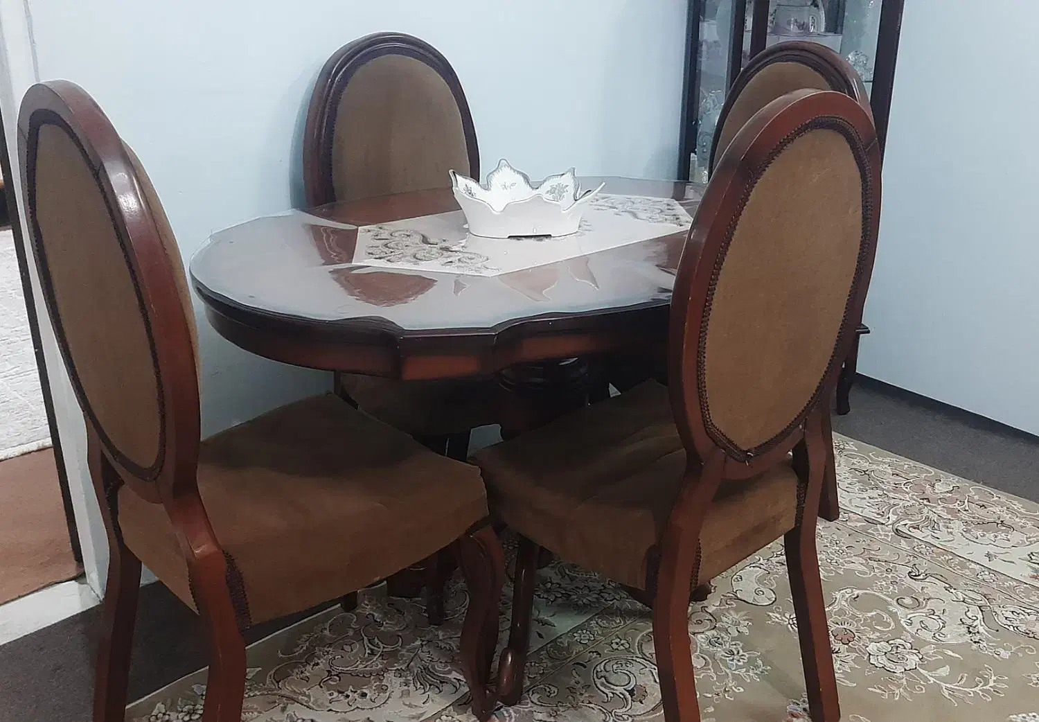 میزناهار خوری ۴ نفره|میز و صندلی غذاخوری|بروجرد, |دیوار