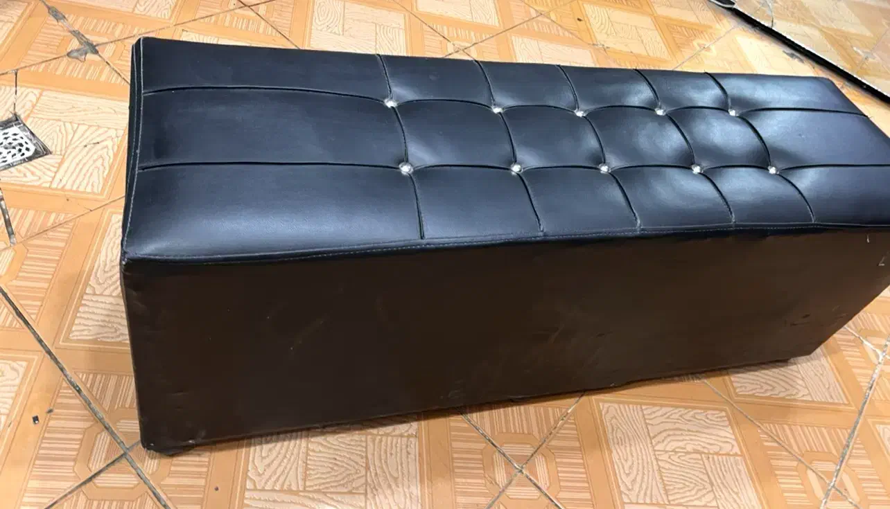 پاف مشکی نونو|مبلمان خانگی و میز عسلی|زابل, |دیوار