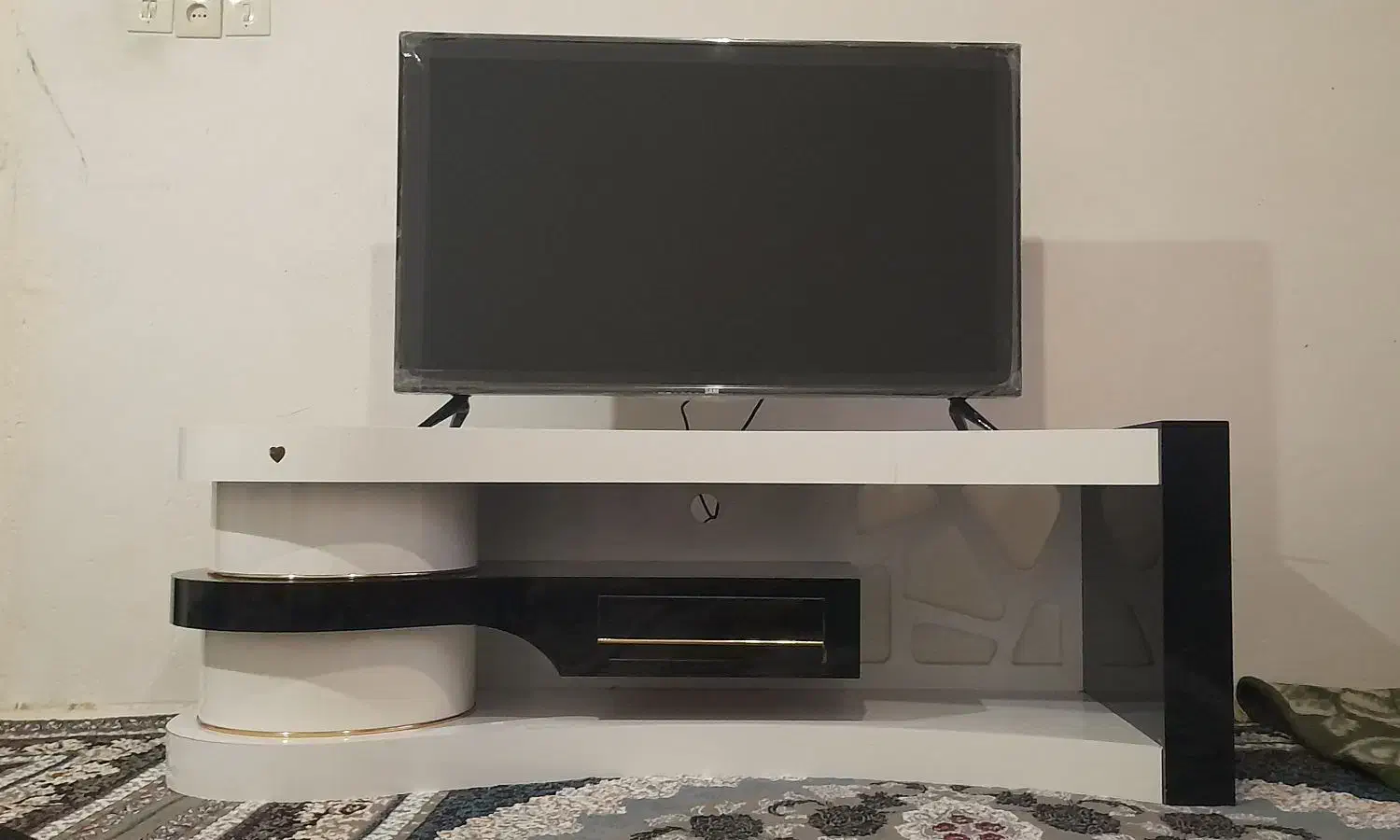 میز تلویزیون|میز تلویزیون|ماکو, |دیوار