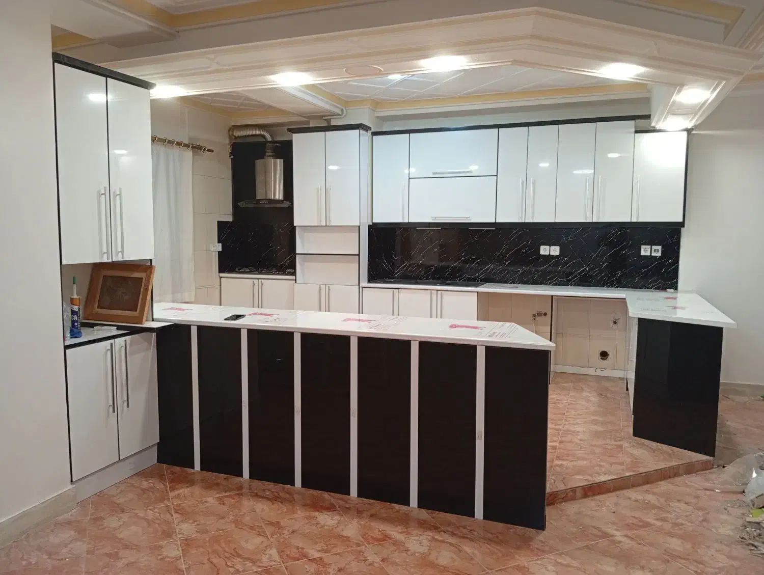 تعمیرات انواع کابینت و کمد دیواری|خدمات پیشه و مهارت|بندرعباس, |دیوار