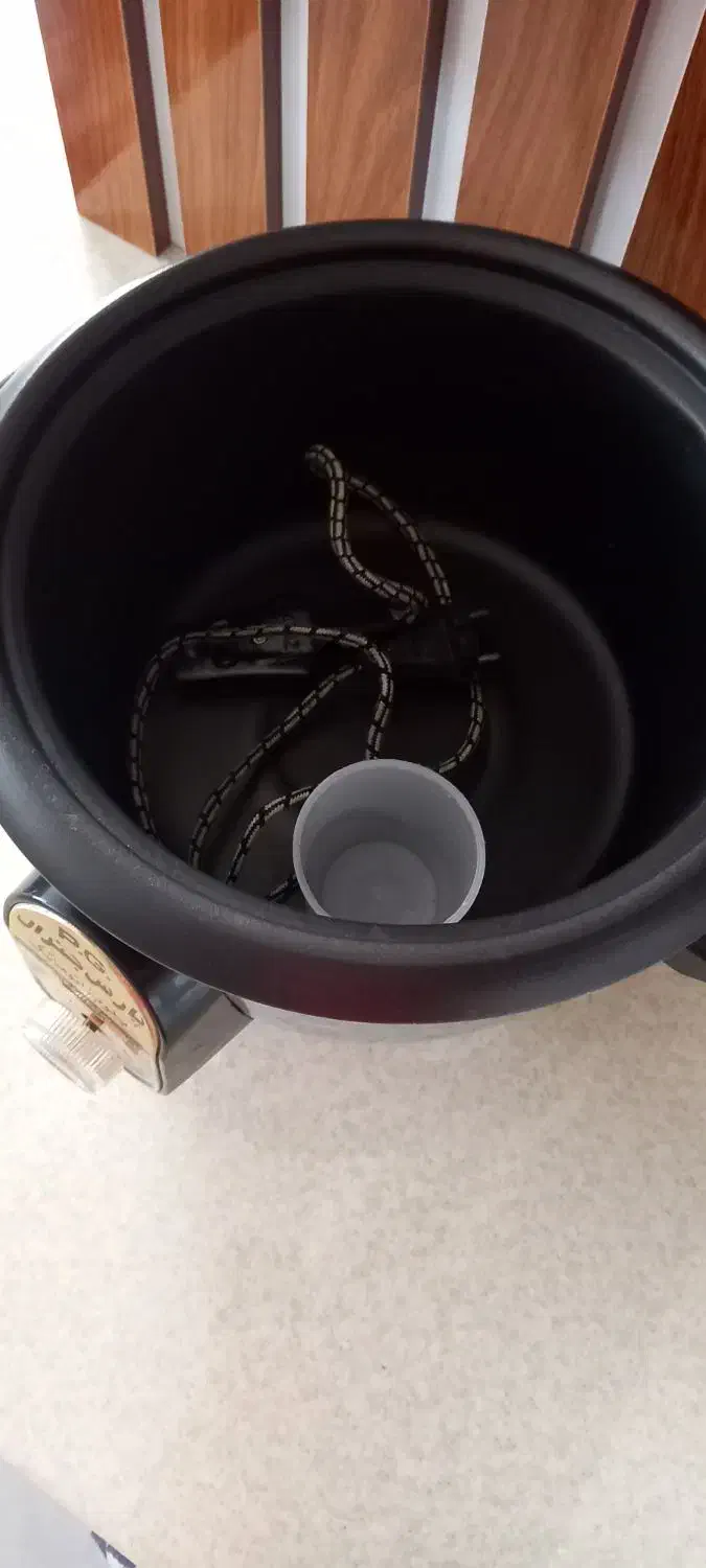 پلوپز|ظروف پخت‌وپز|مرند, |دیوار